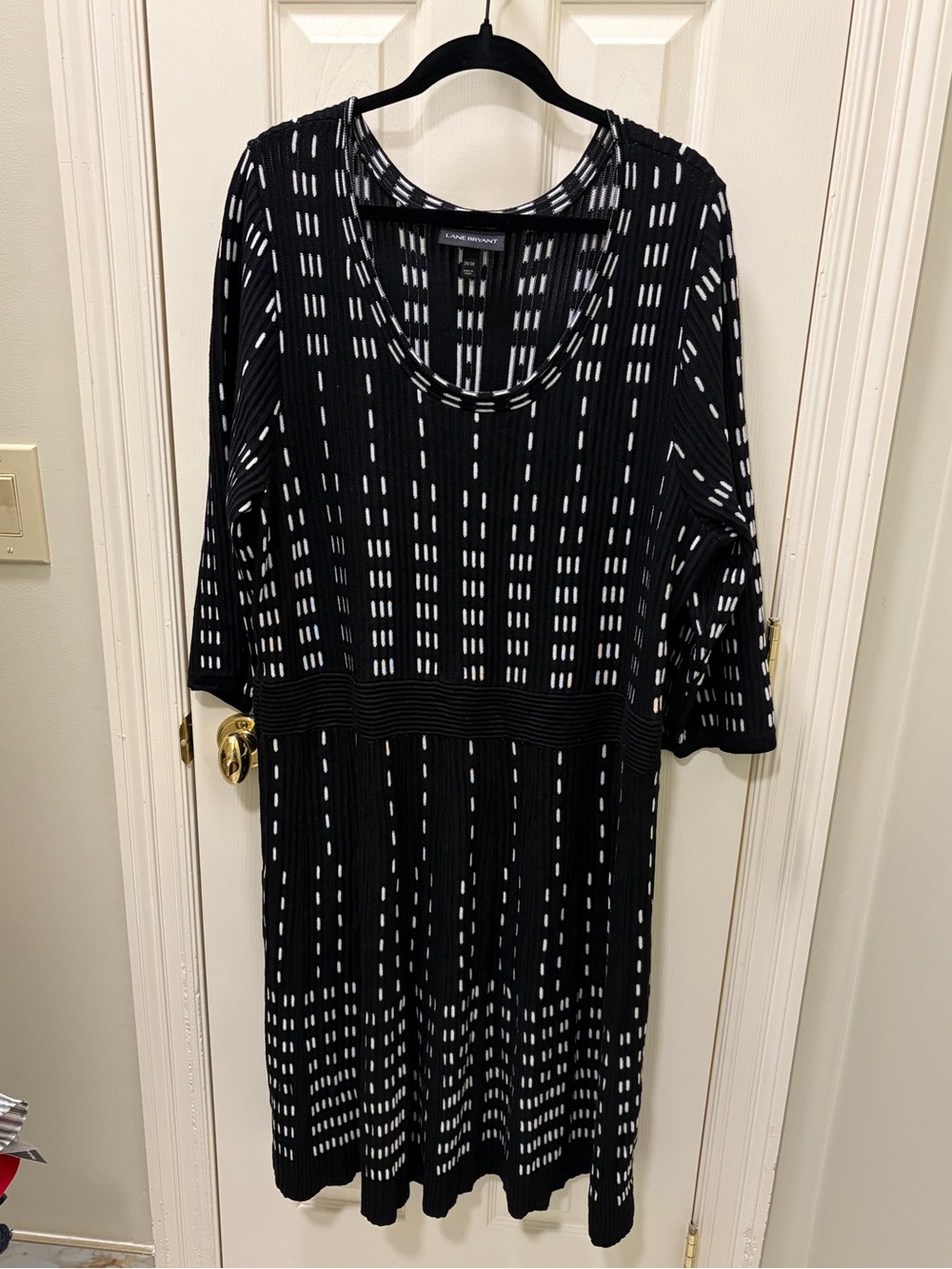 Lane Bryant Black and White Patterned Long Sleeve Midi Dress